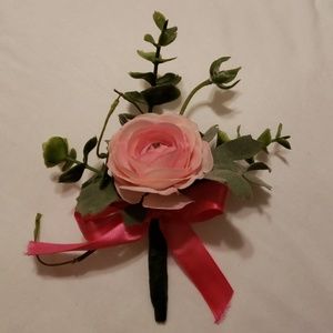 Boutonniere-Bundle and Save 20%